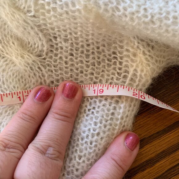 VTG 80s M Sweater Mohair Wool Cable Knit Cream Sheer Granola Fisherman V-Neck - Picture 4 of 4